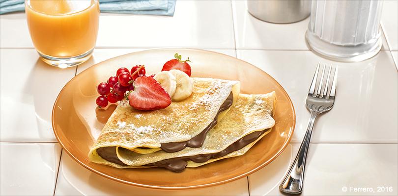 MINI-CREPES WITH NUTELLA<sup>®</sup> AND FRUIT