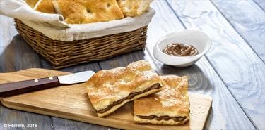 MINI FOCACCIAS COM NUTELLA<sup>®</sup>