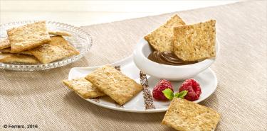 WHOLEWHEAT CRACKERS WITH NUTELLA<sup>®</sup>