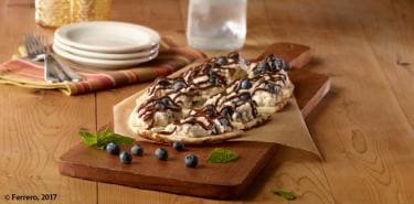PITA DE GACHAS DE AVENA CON ARÁNDANOS AZULES Y NUTELLA®