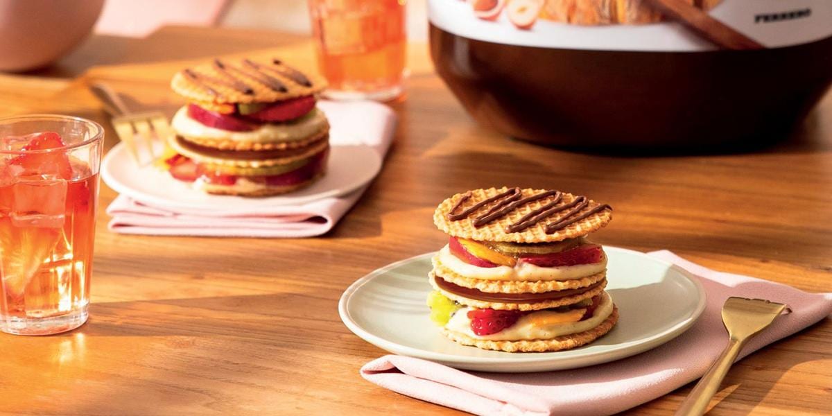 Lukken avec fruits frais, crème au lait d’amande et Nutella® | FerreroFoodService France