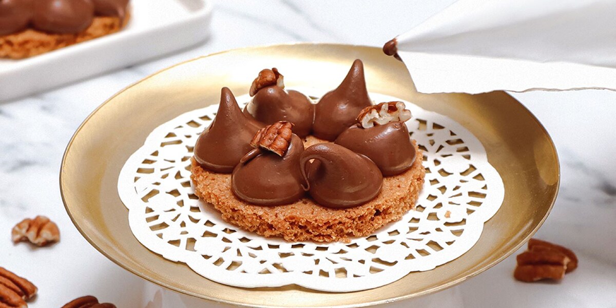 Sablé breton, noix de pécan et Nutella® | FerreroFoodService France Sablé breton, noix de pécan et Nutella® | FerreroFoodService France
