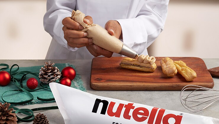 Nutella Christmas éclair with coffee ganache