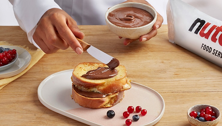 Nutella French toast with cranberries recipe