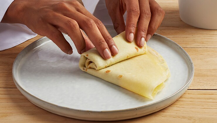 Rolled crepes with Nutella