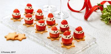 STRAWBERRY SANTA CLAUS WITH NUTELLA®
