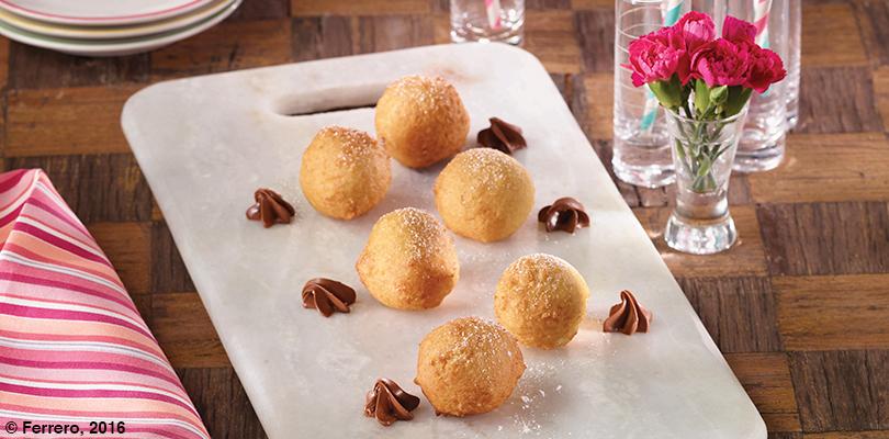 ZEPPOLE FRITTE CON NUTELLA<sup>®</sup>