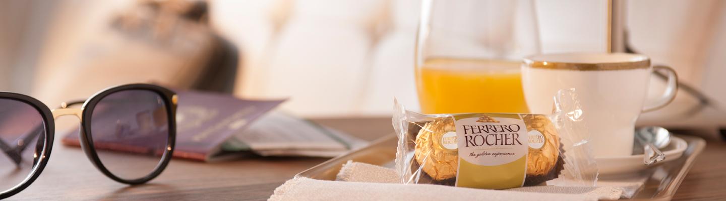 rocher_t2_in_hotel_desktop