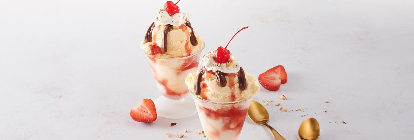 Quickblend® Strawberry Sundae made with Nutella®